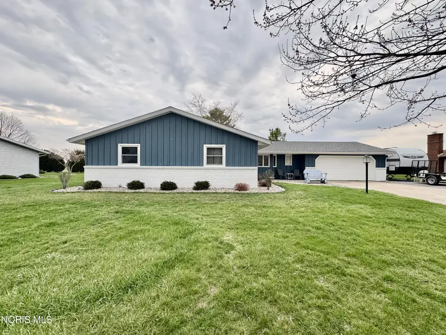 419 Cardinal Drive, Bryan, OH 43506 - #3