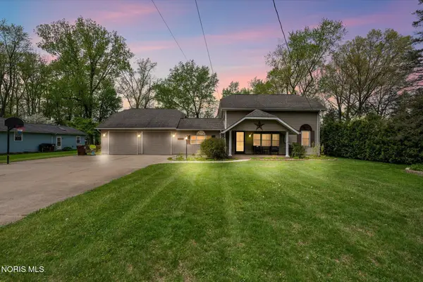 1860 Connecticut Boulevard, Holland, OH 43528