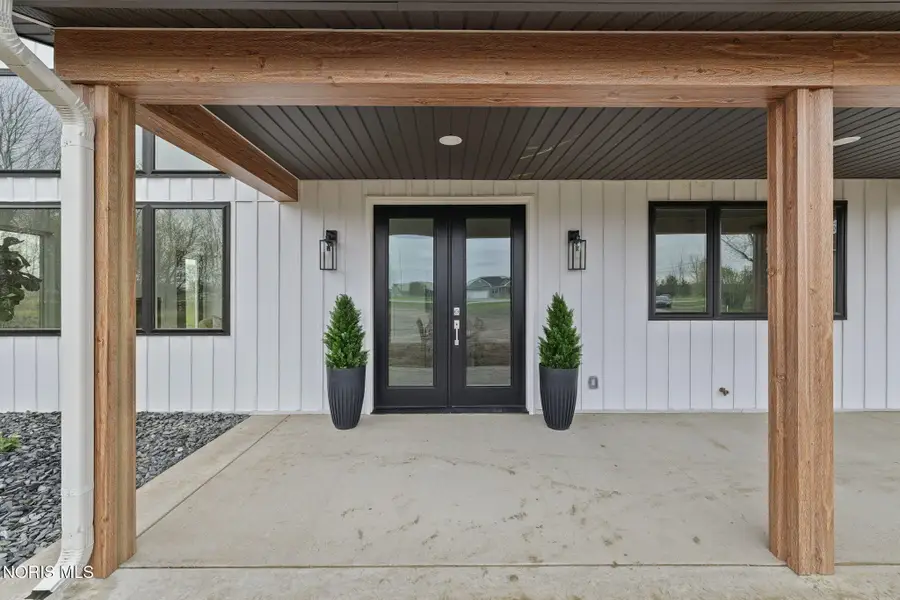 11581 W Sylvania Avenue, Berkey, OH 43504 - #2