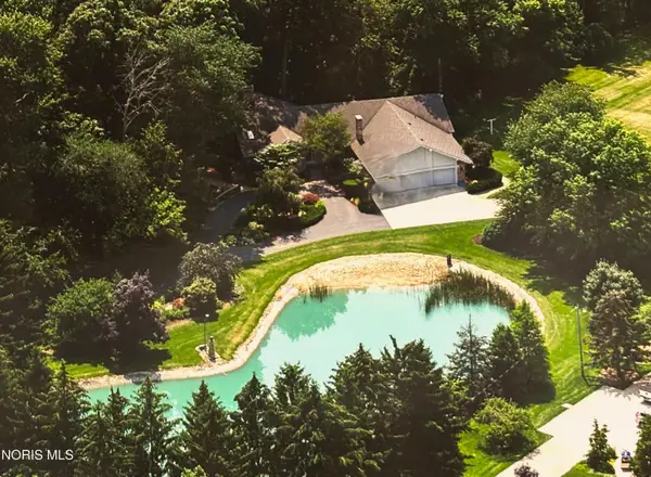 1440 S Stadium Road, Oregon, OH 43616