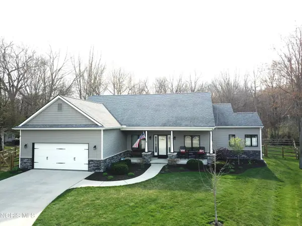 1022 Pamshire Downs Court, Holland, OH 43528