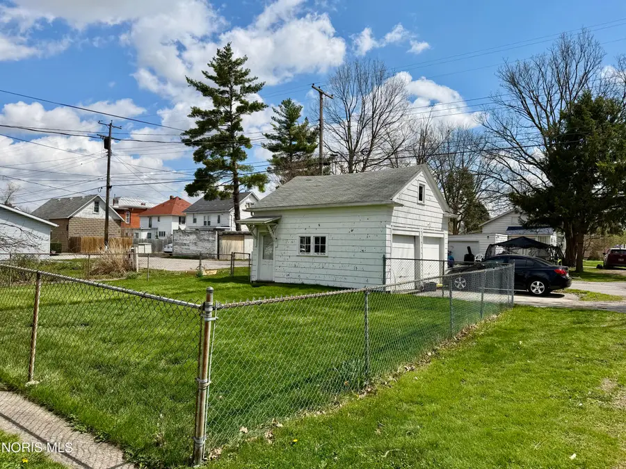 637 Jefferson Avenue, Defiance, OH 43512 - #3