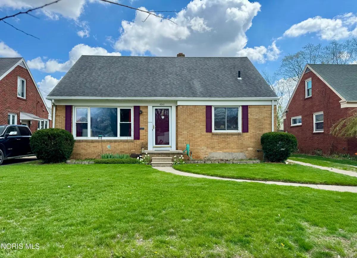 4541 S May Avenue, Toledo, OH 43614 - #1