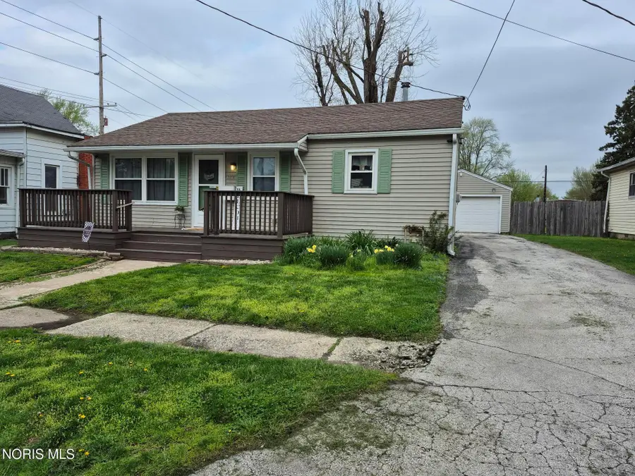 304 Garfield Avenue, Findlay, OH 45840 - #2
