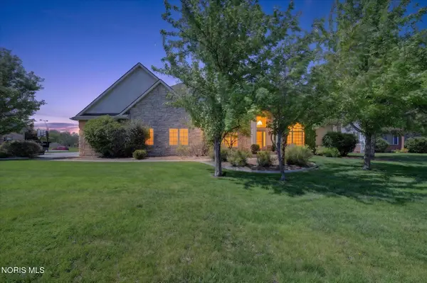 26555 W River Road, Perrysburg, OH 43551