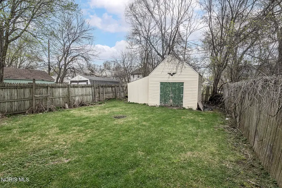 4048 Asbury Drive, Toledo, OH 43612 - #3