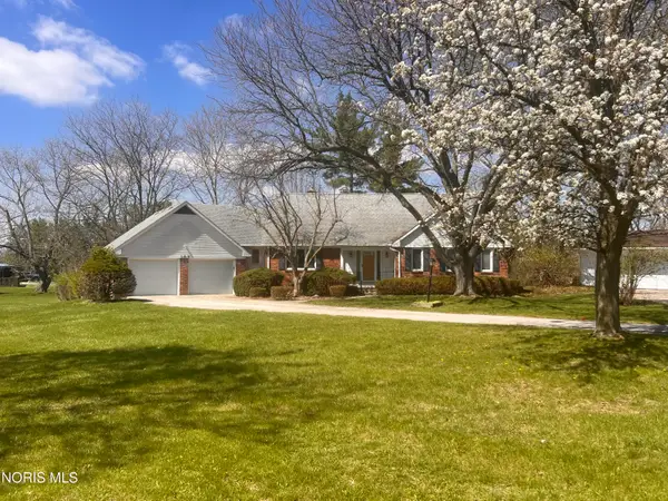 109 Ottekee Drive, Perrysburg, OH 43551