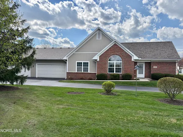 29930 Zachary Lane, Rossford, OH 43460