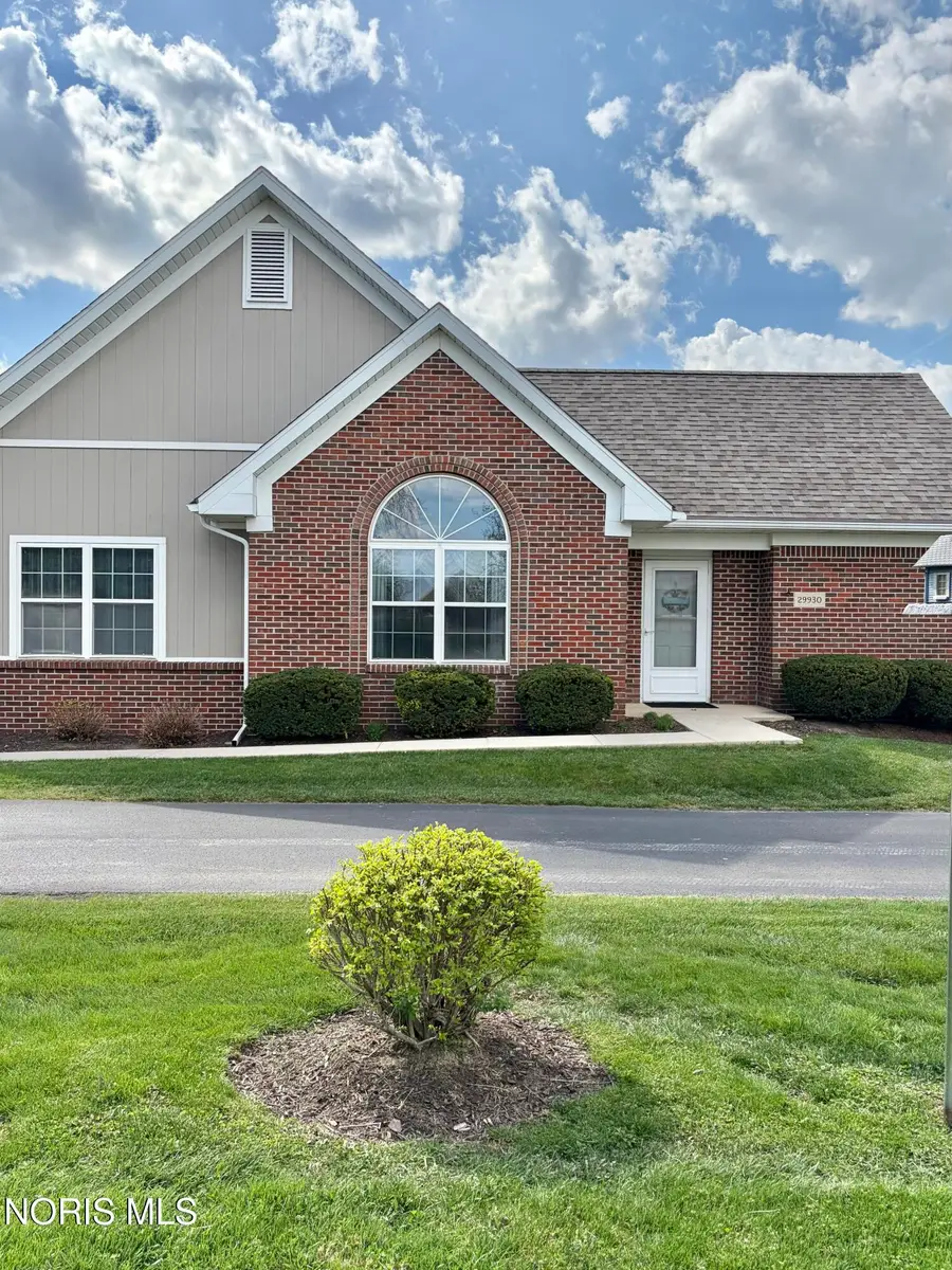 29930 Zachary Lane, Rossford, OH 43460 - #2