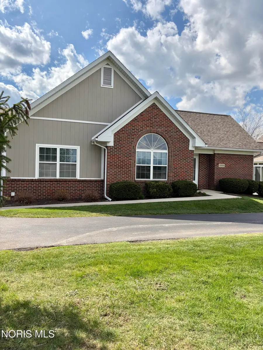 29930 Zachary Lane, Rossford, OH 43460 - #3