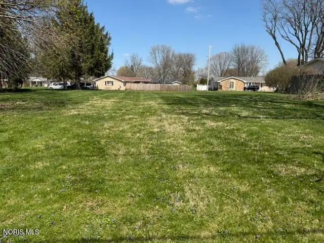37 Barcelona Drive, Fostoria, OH 44830 - #2