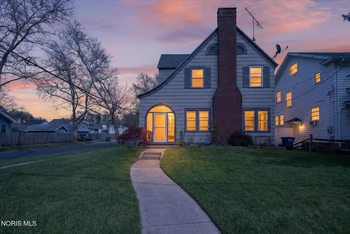 4210 Berwick Avenue, Toledo, OH 43612 - #1