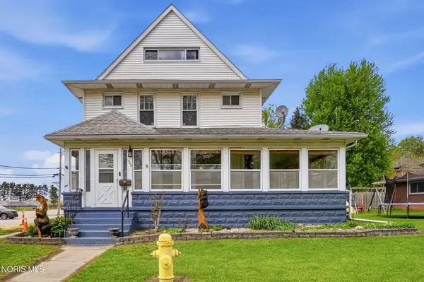 208 Dodge Street, Swanton, OH 43558