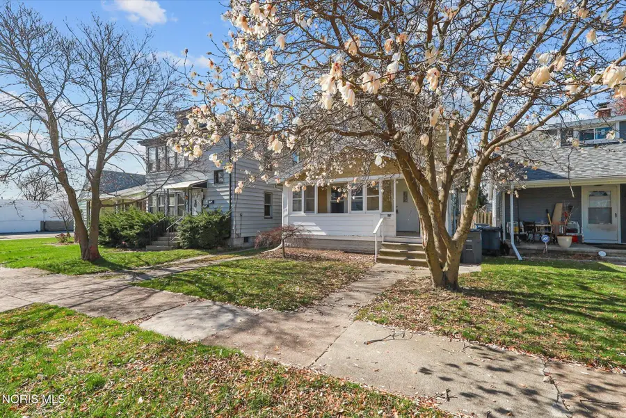 576 Dearborn Avenue, Toledo, OH 43605 - #3
