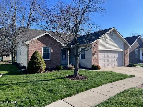2219 Redbud Lane, Delta, OH 43515