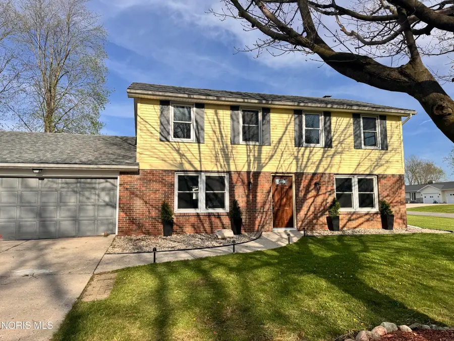 202 Huntington Drive, Bryan, OH 43506 - #2