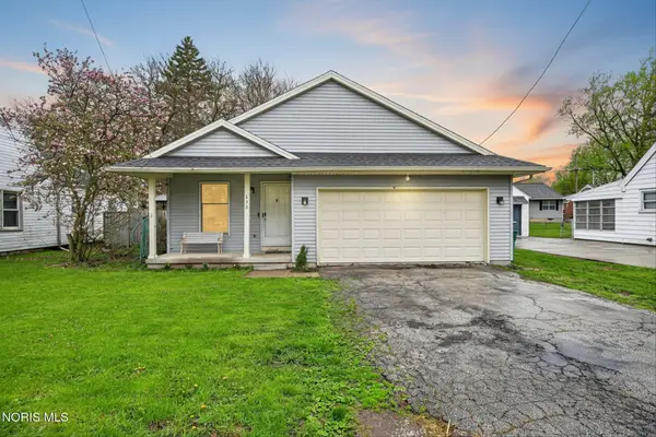832 Anderson Street, Northwood, OH 43619