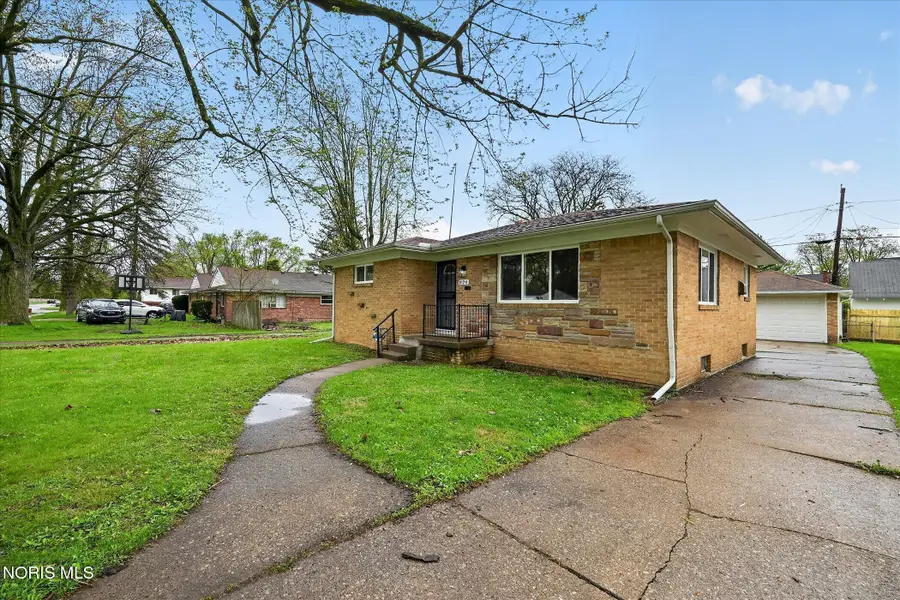 826 Ranch Drive, Toledo, OH 43607 - #2