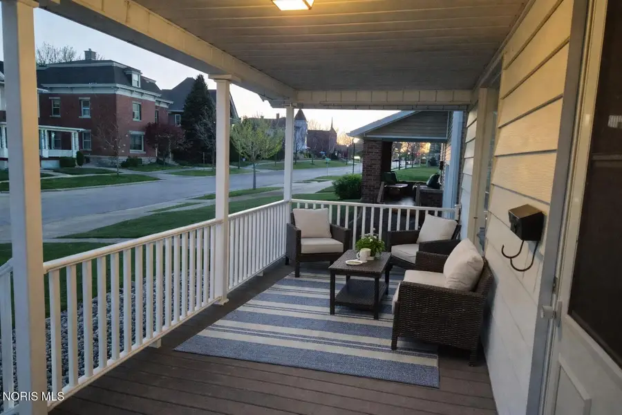 409 W Washington Street, Napoleon, OH 43545 - #2