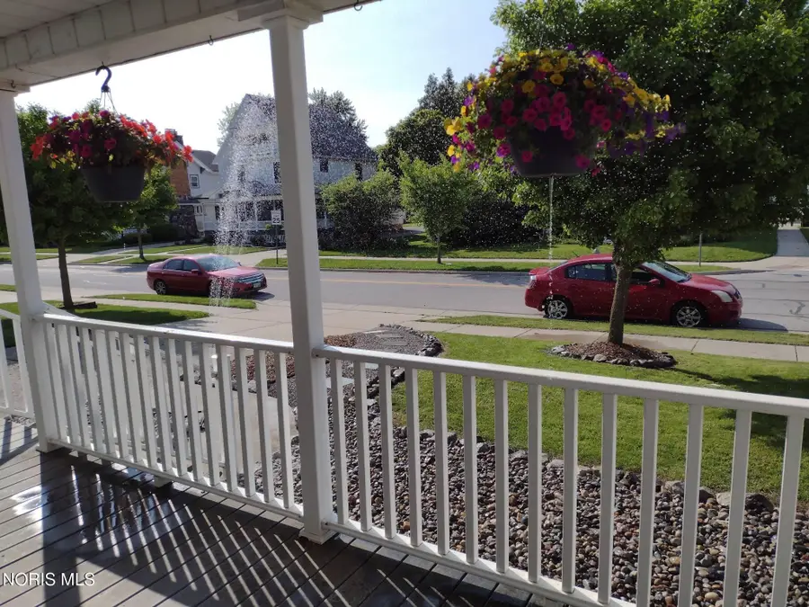 409 W Washington Street, Napoleon, OH 43545 - #3