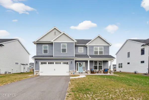 151 Valley Hall Drive, Perrysburg, OH 43551