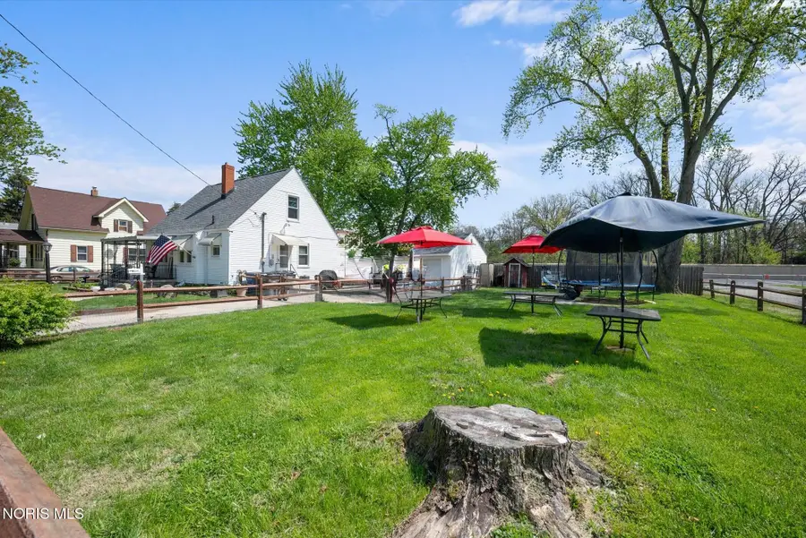 537 Lynnhaven Drive, Toledo, OH 43609 - #3