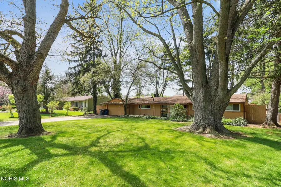 3137 W Lincolnshire Boulevard, Toledo, OH 43606 - #3