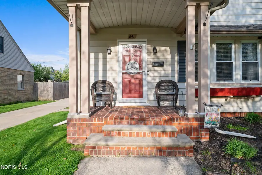 641 Ansonia Street, Oregon, OH 43616 - #3