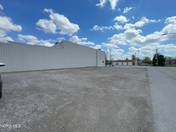 E Indiana Street, Edgerton, OH 43517