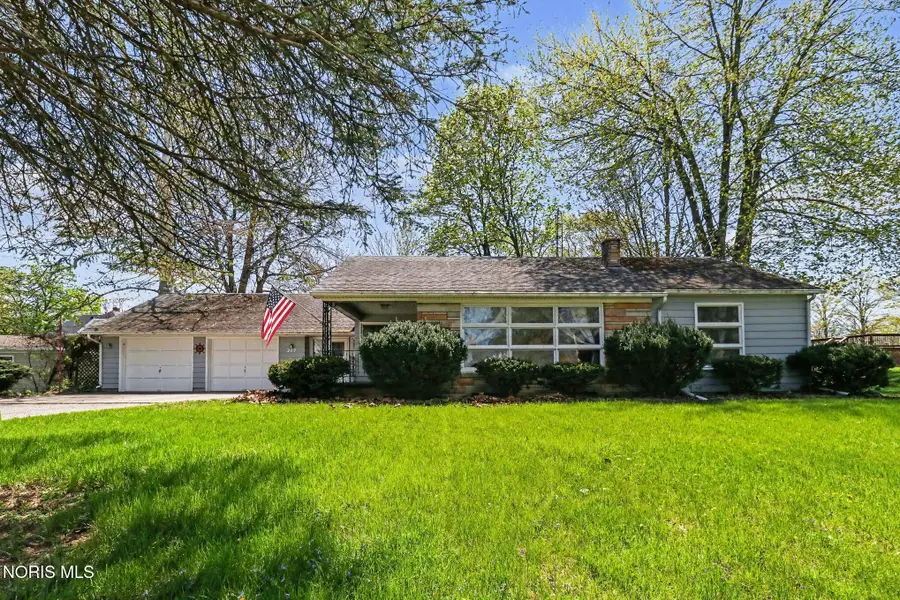 207 W Hull Street, Edgerton, OH 43517 - #2