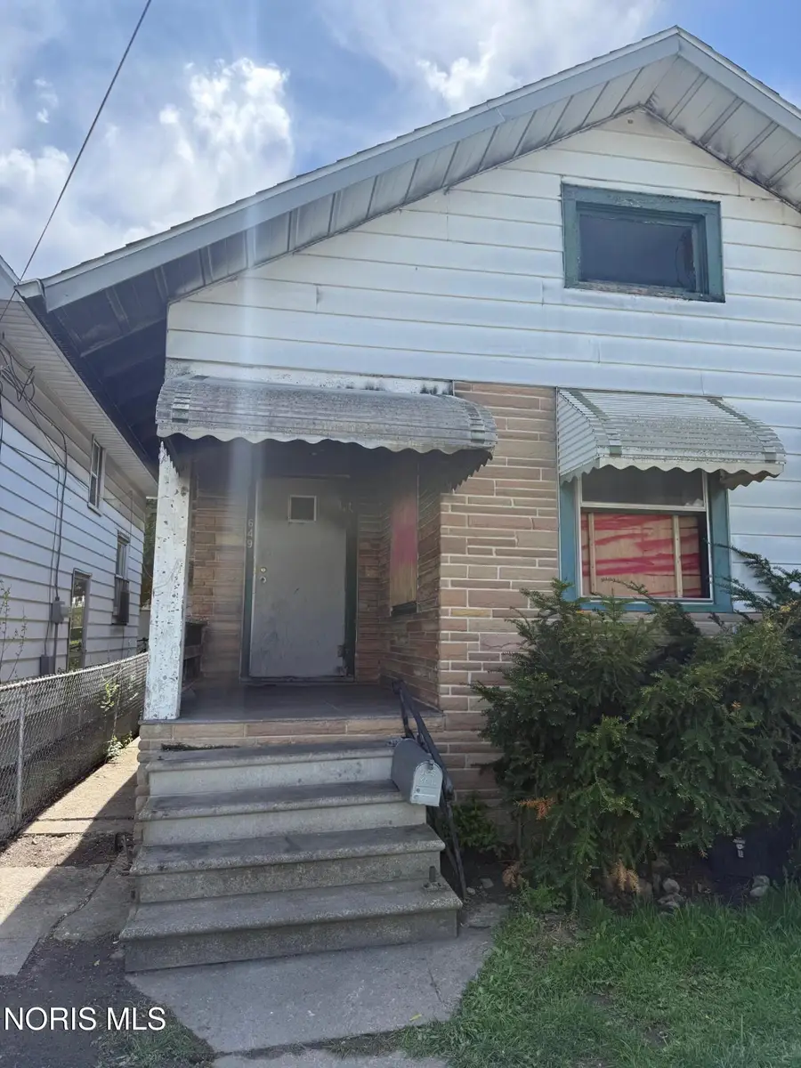 649 Curtis Street, Toledo, OH 43609 - #3
