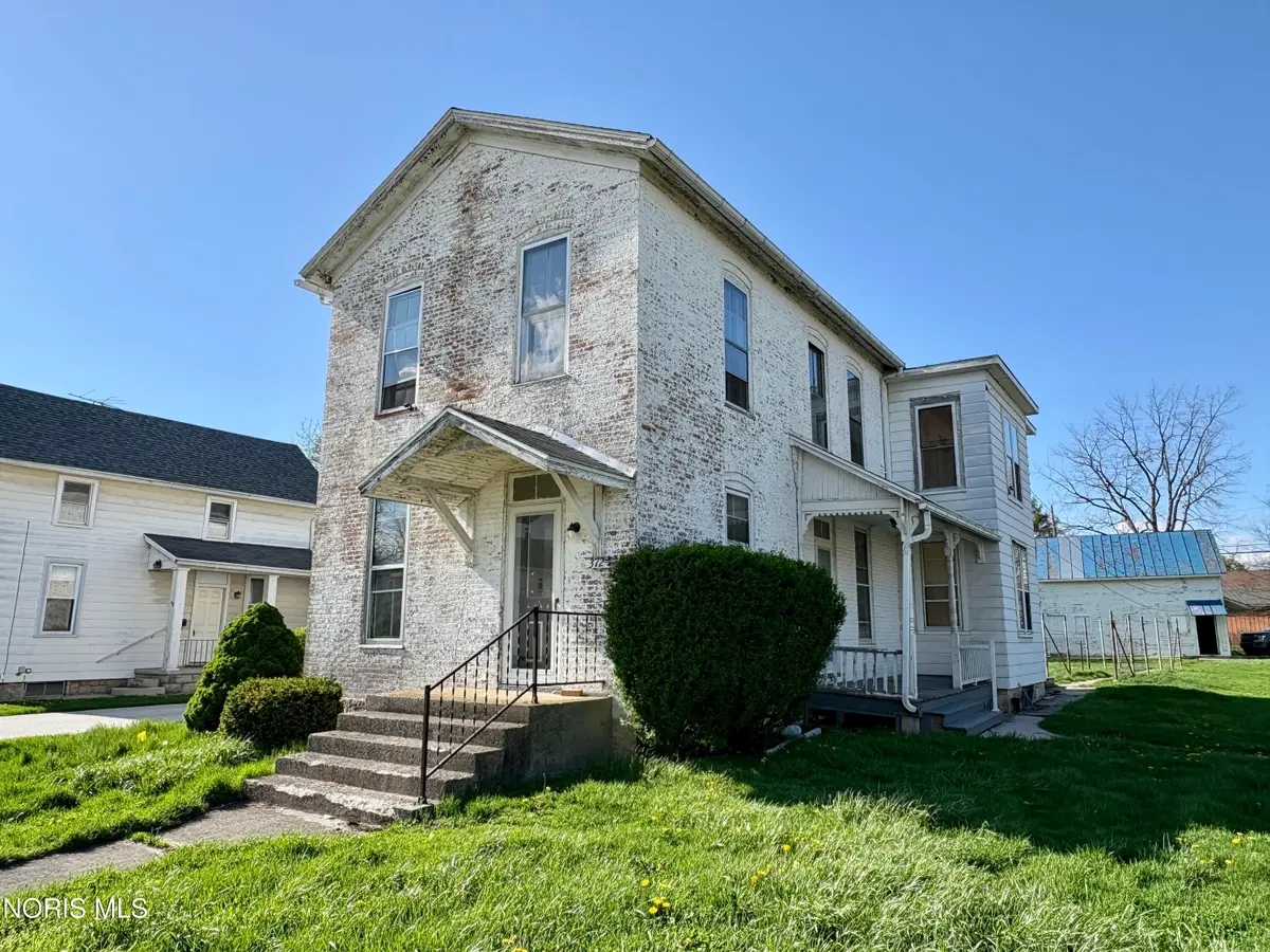 372 W Perry Street, Tiffin, OH 44883 - #1