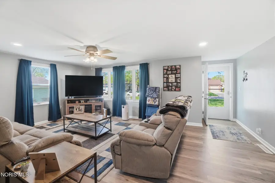 2215 Beecher Street, Findlay, OH 45840 - #2