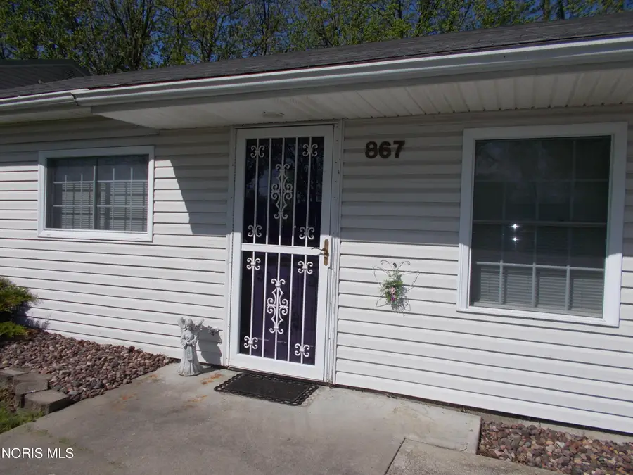 867 W Graceway Drive, Napoleon, OH 43545 - #3