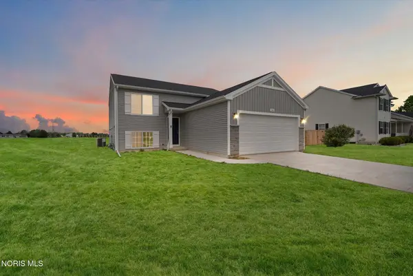 366 Douglas Drive, Liberty Center, OH 43532