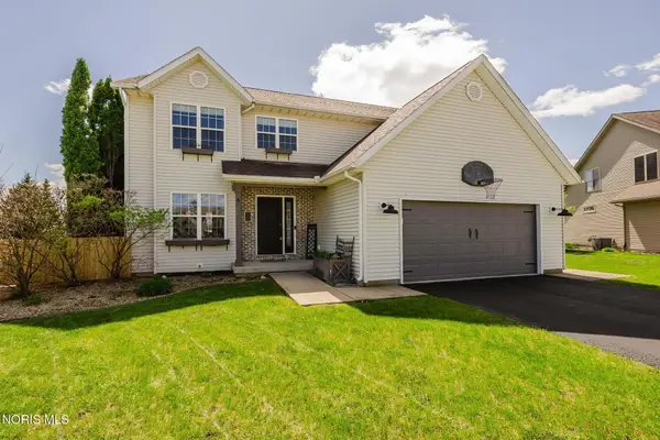 490 Flintlock Court, Findlay, OH 45840