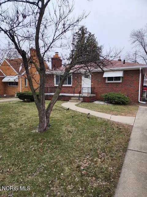 3424 Saint Bernard Drive, Toledo, OH 43613 - #2