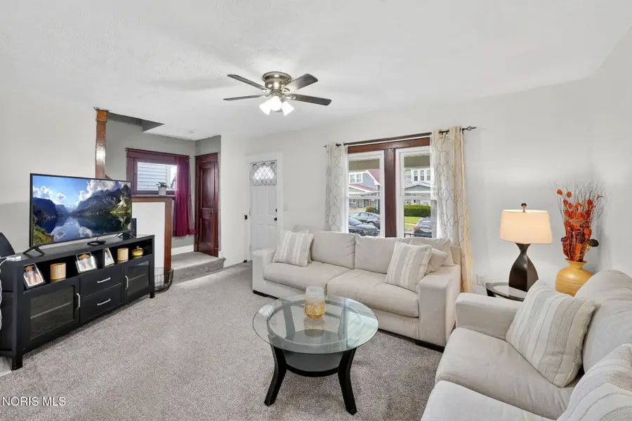 1924 Greenwood Avenue, Toledo, OH 43605 - #3