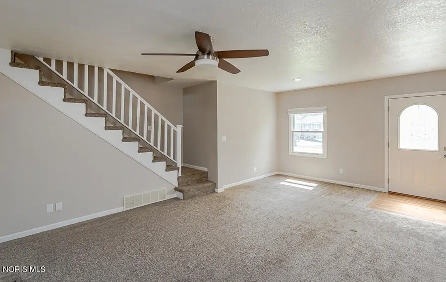812 W College Avenue, Woodville, OH 43469 - #3