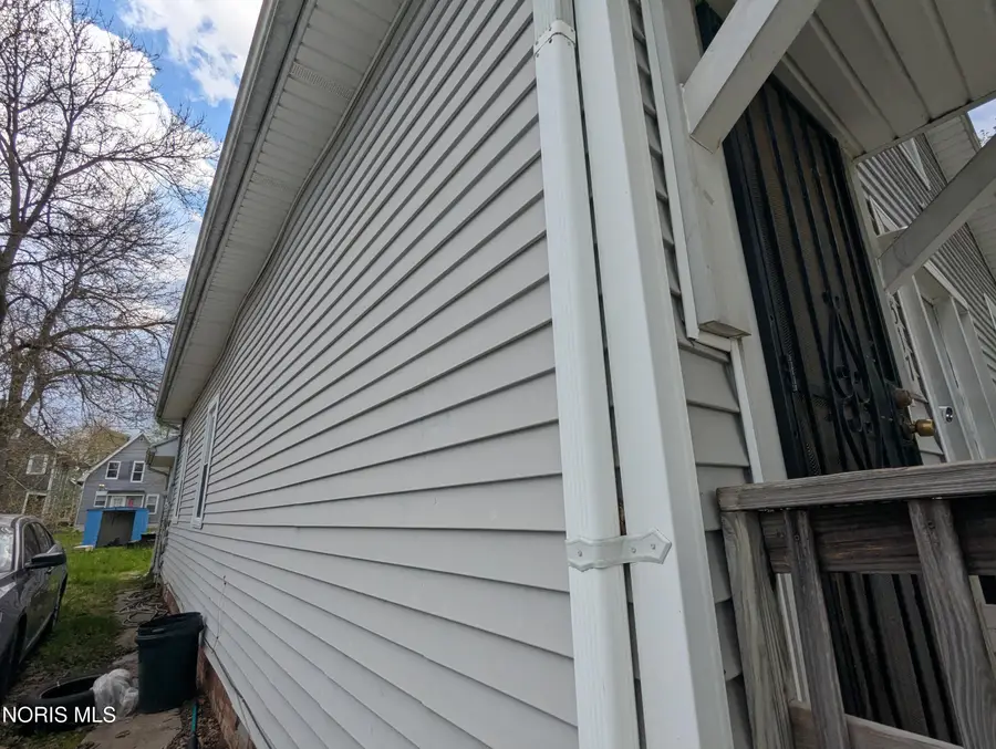 517 Knower Street, Toledo, OH 43609 - #3