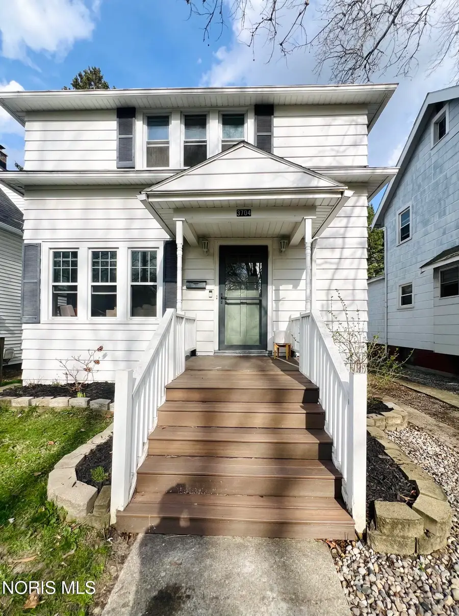 3704 Almeda Drive, Toledo, OH 43612 - #3
