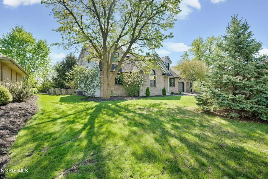 827 Abbey Lane, Findlay, OH 45840 - #2