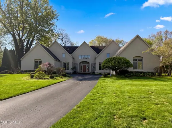 7303 Copperwood Lane, Sylvania, OH 43560