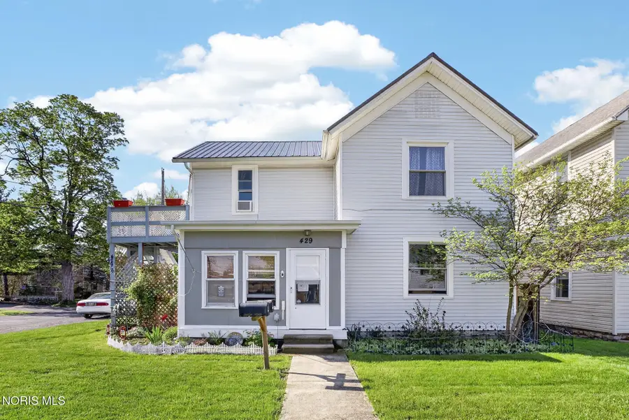 429 Walnut Street, Findlay, OH 45840 - #2