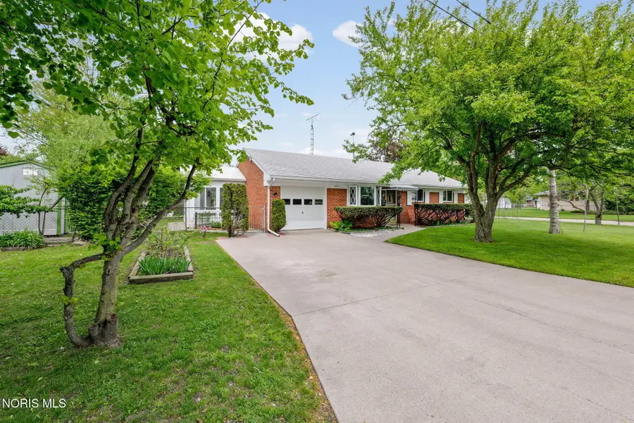 4210 Stock Avenue, Toledo, OH 43623 - #3