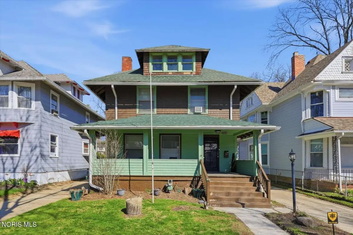 2410 Lawrence Avenue, Toledo, OH 43620 - #1