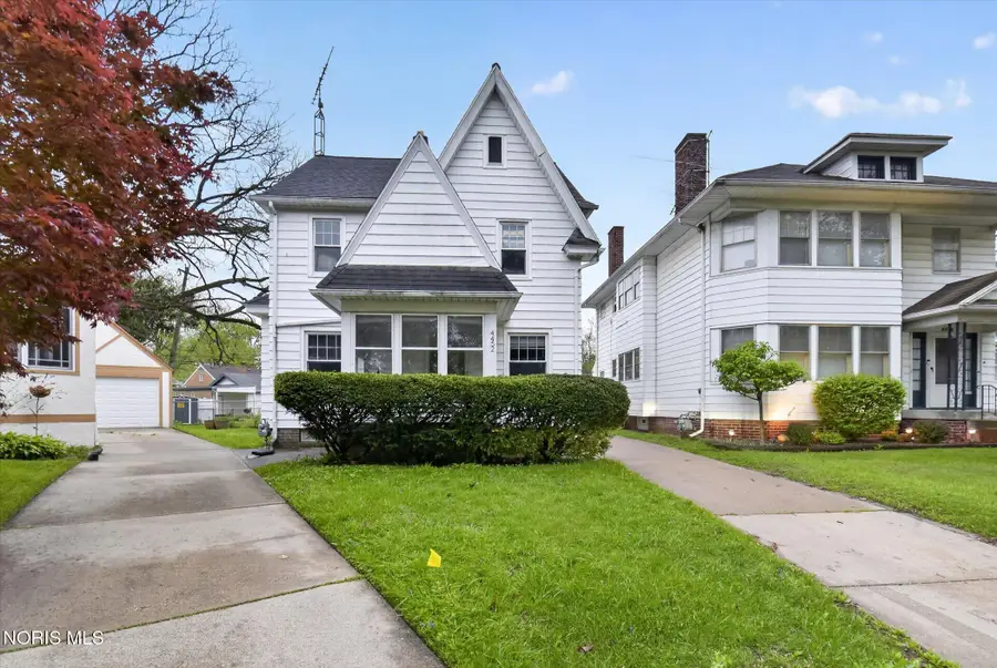 4452 Pennfield Road, Toledo, OH 43612 - #3