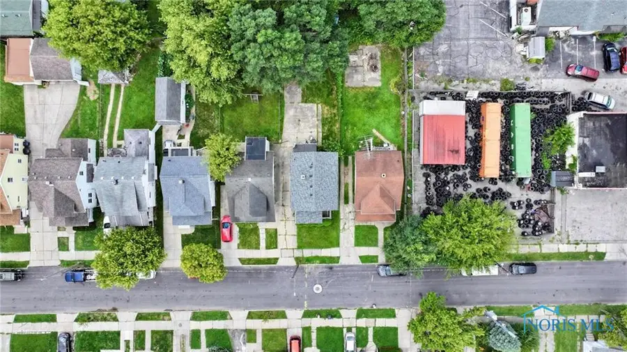 3941 Leybourn Avenue, Toledo, OH 43612 - #3