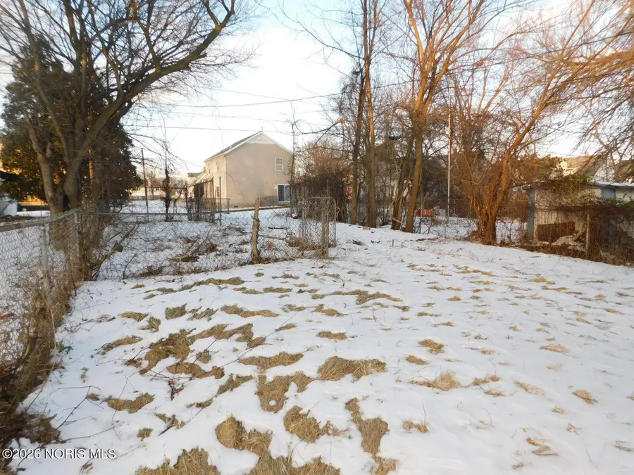 924 Pinewood Avenue, Toledo, OH 43607 - #3