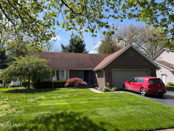 4341 Vicksburg Drive, Sylvania, OH 43560